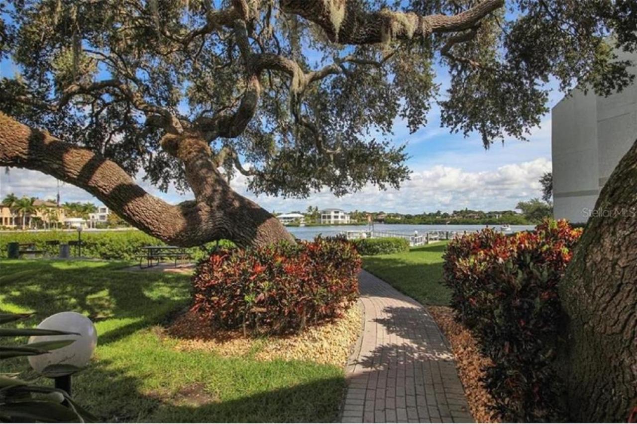 Siesta Key Escape Ground Floor Steps To Heated Pool And Free Trolley公寓 外观 照片